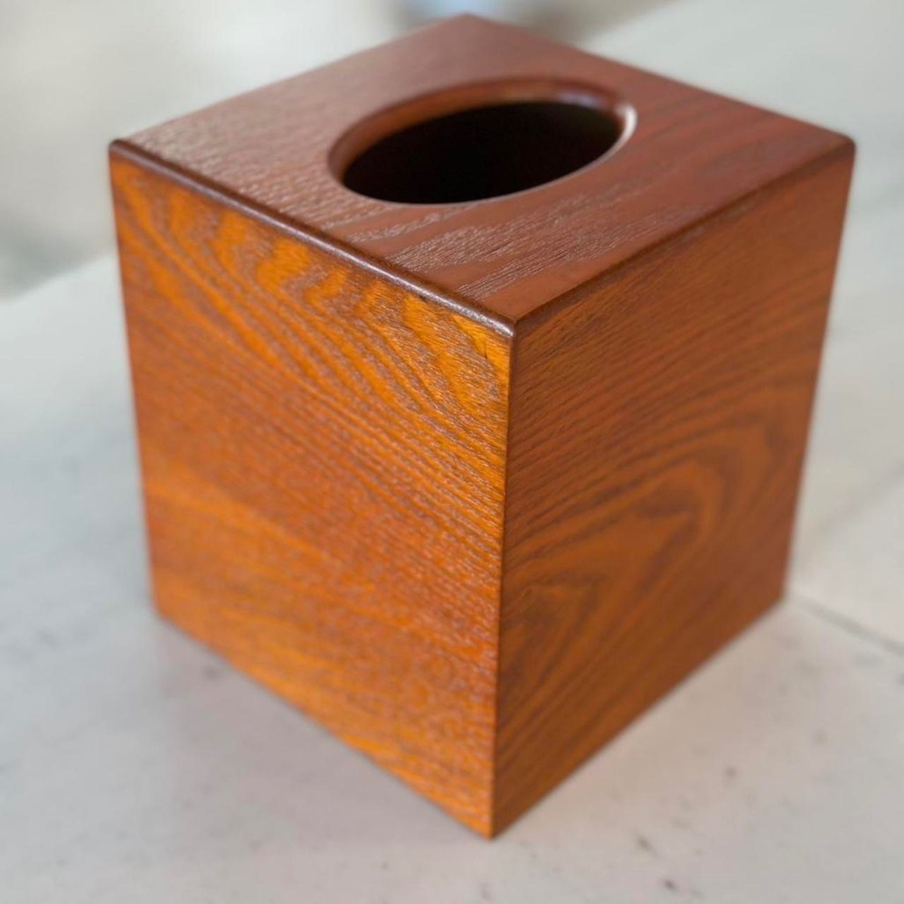 Oak wood tissue box cover